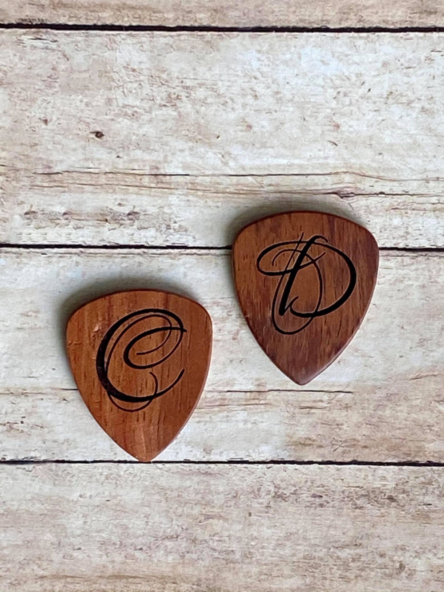 Genuine Wood Guitar Pick